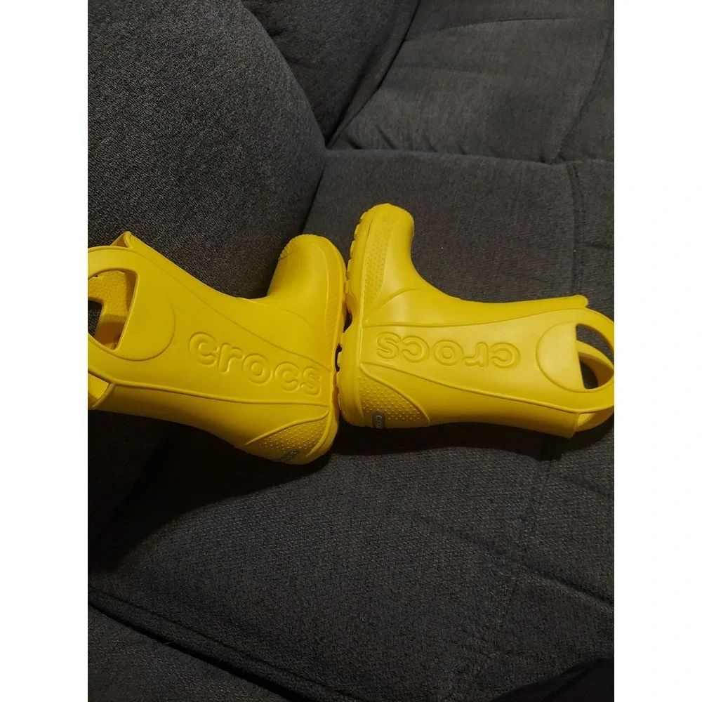 Crocs Kids TODDLERS Unisex YELLOW Handle It Rain Boots J1 Shoes Waterproof